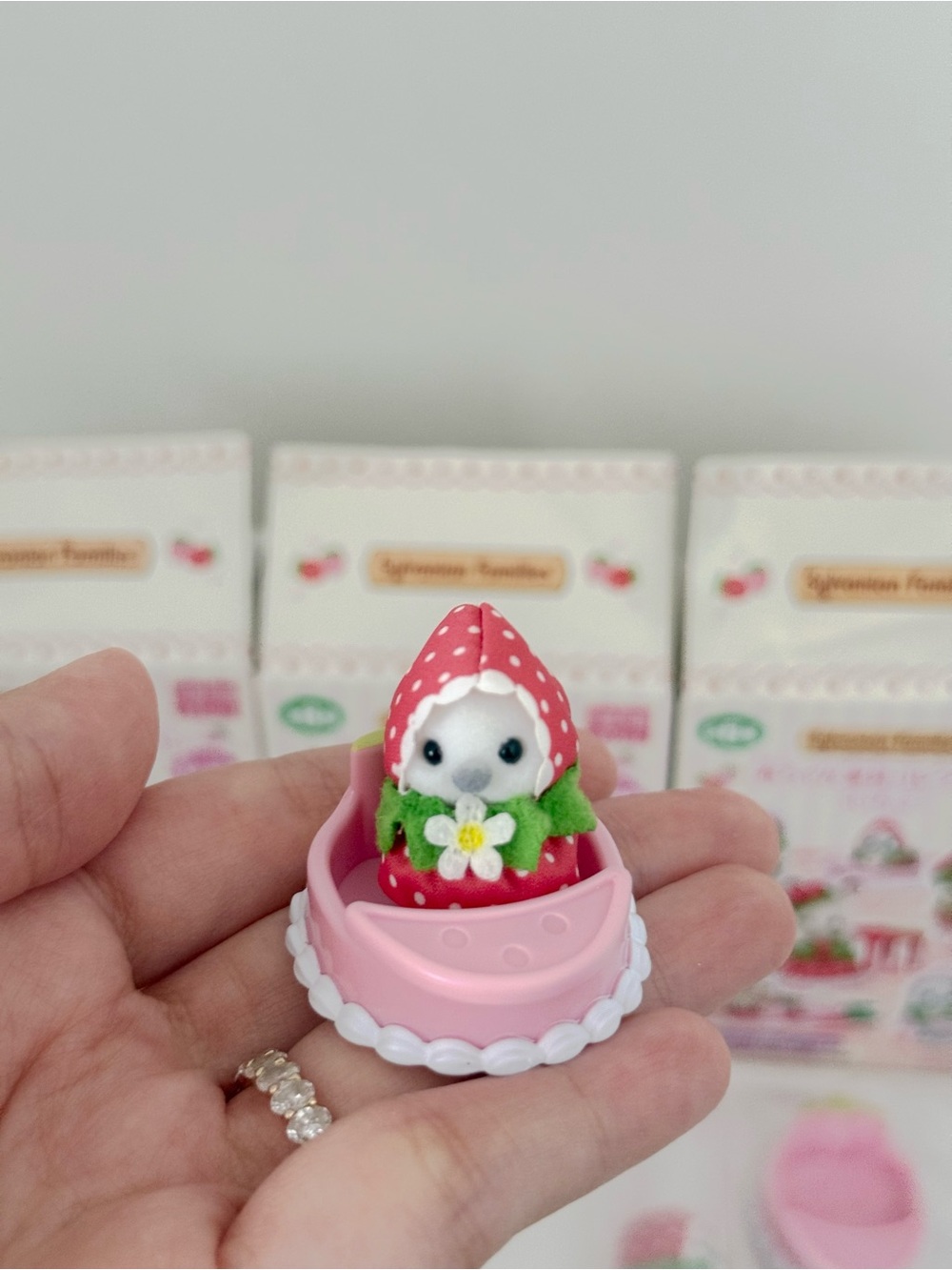 Strawberry Furniture Baby Set (Japan Sylvanian Families Calico Critters)